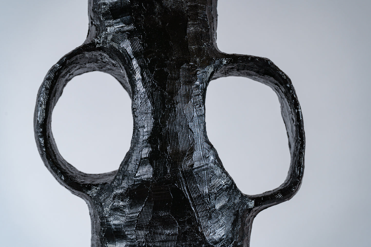 Obsidian Loop Lamp