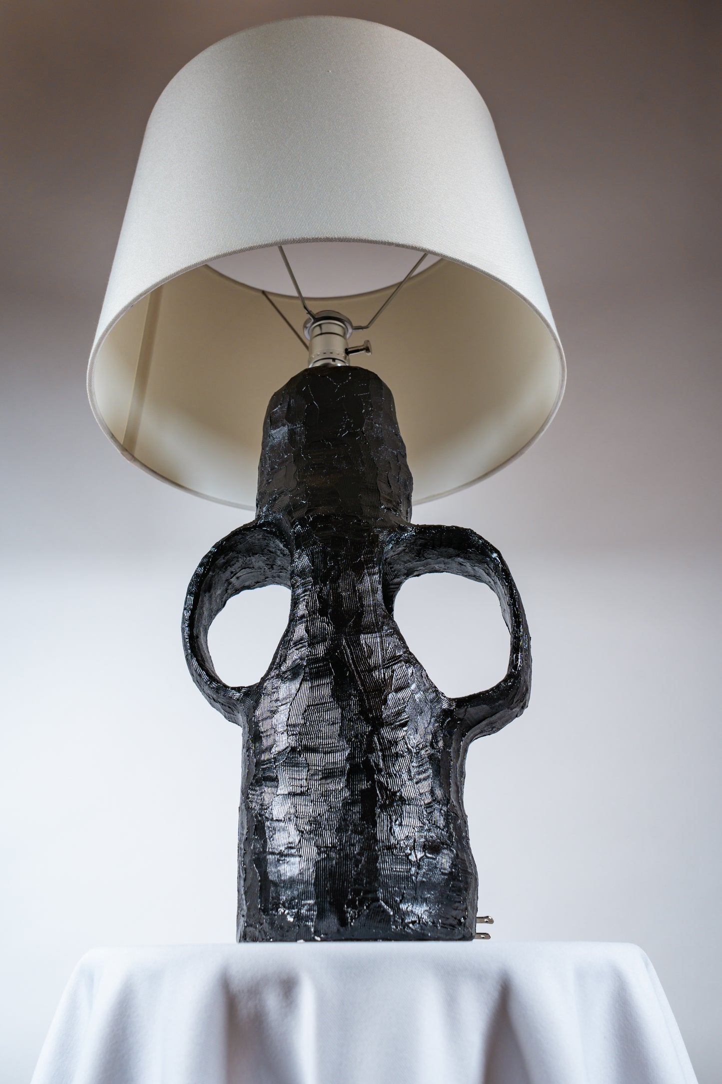 Obsidian Loop Lamp
