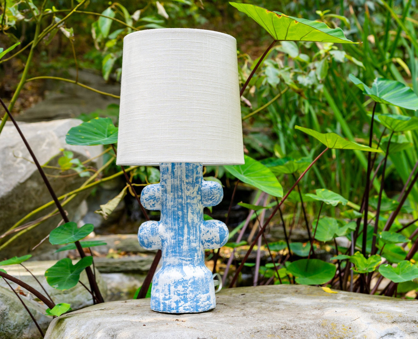 Blue and White Four Bubble Lamp