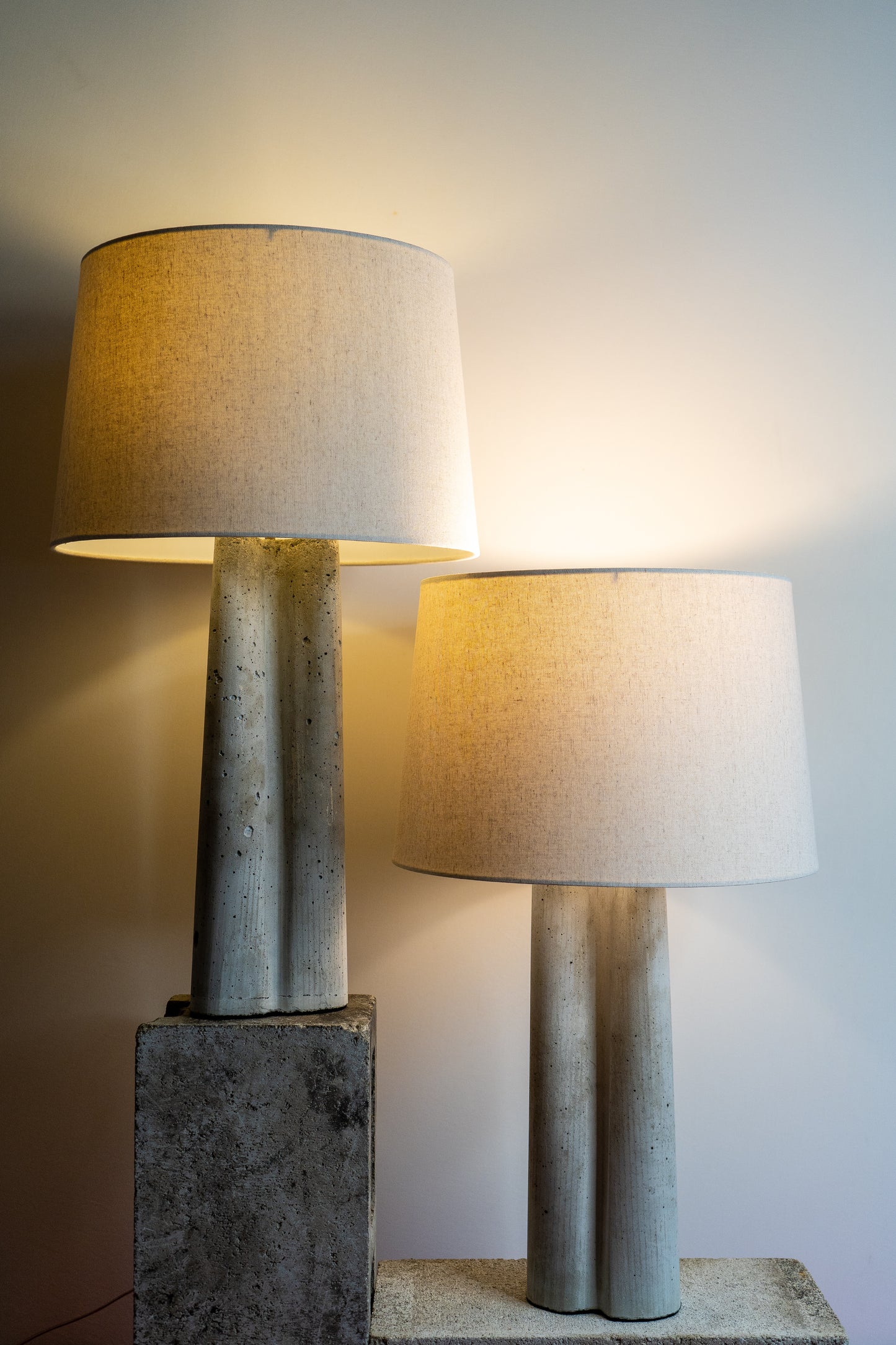 Farfalle Concrete Table Lamp