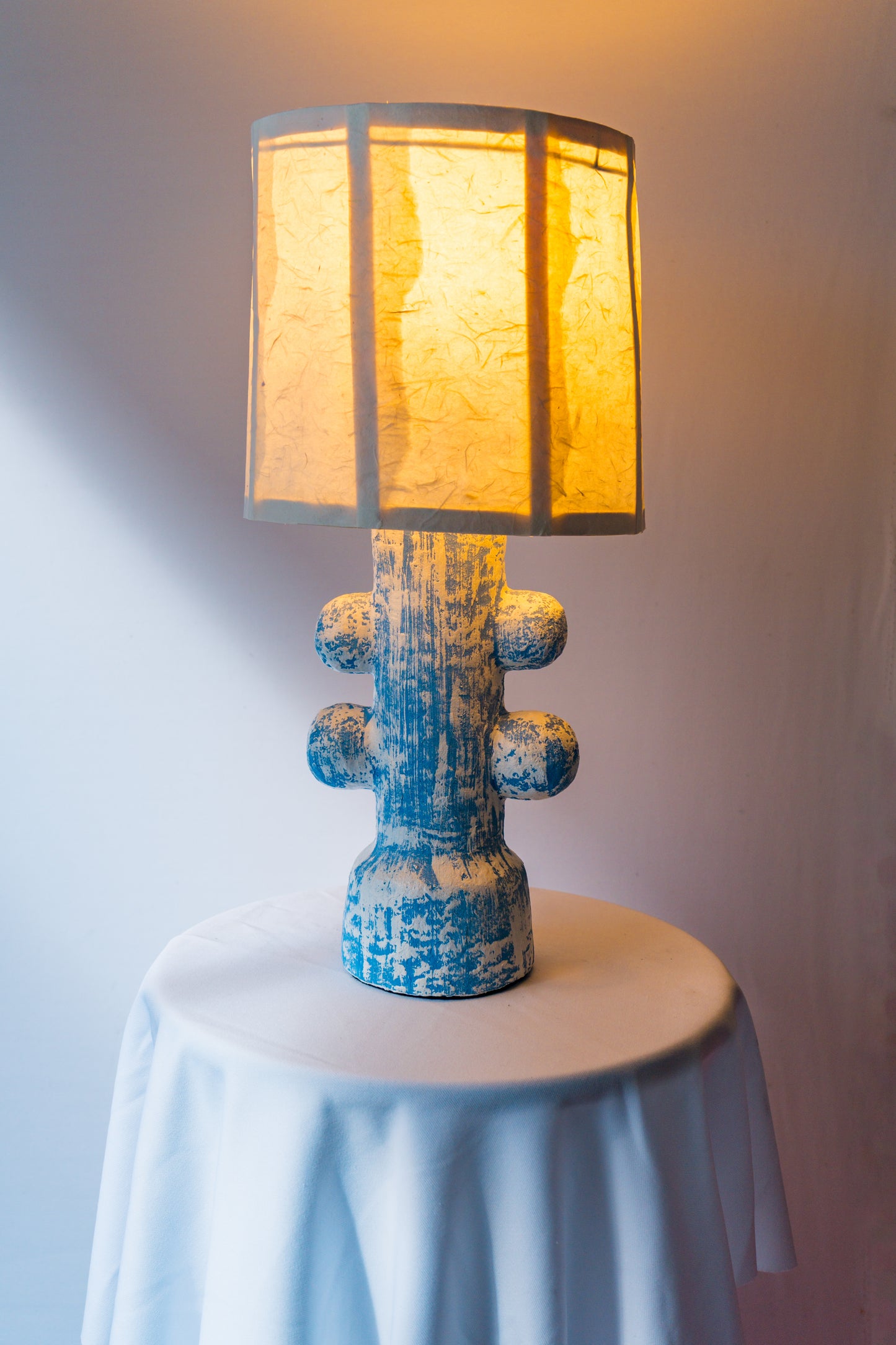 Blue and White Four Bubble Lamp